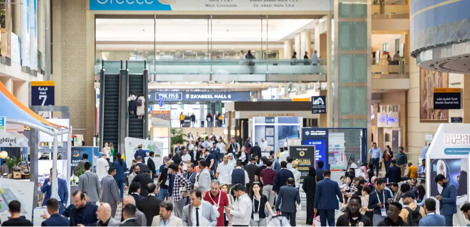 Shenzhen CAZN Electronic Co., Ltd. Triumphs at the 2025 Dalang Subdistrict Tug-of-War Competition